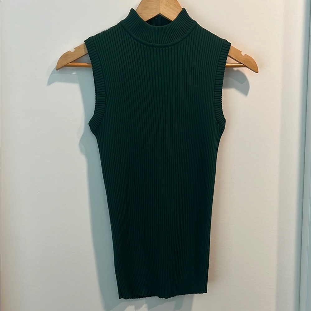 Sleeveless Green Ribbed Top Sweater Vest